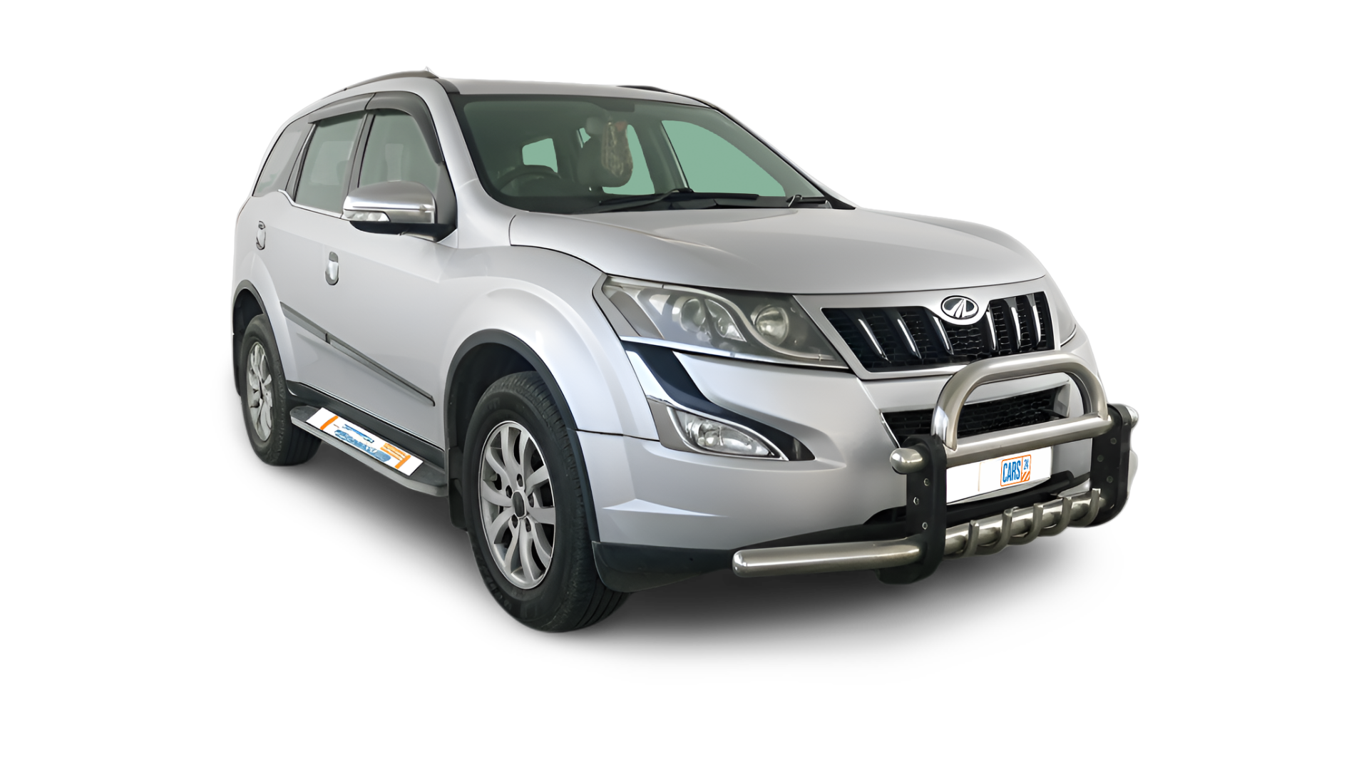 Mahindra XUV500-img